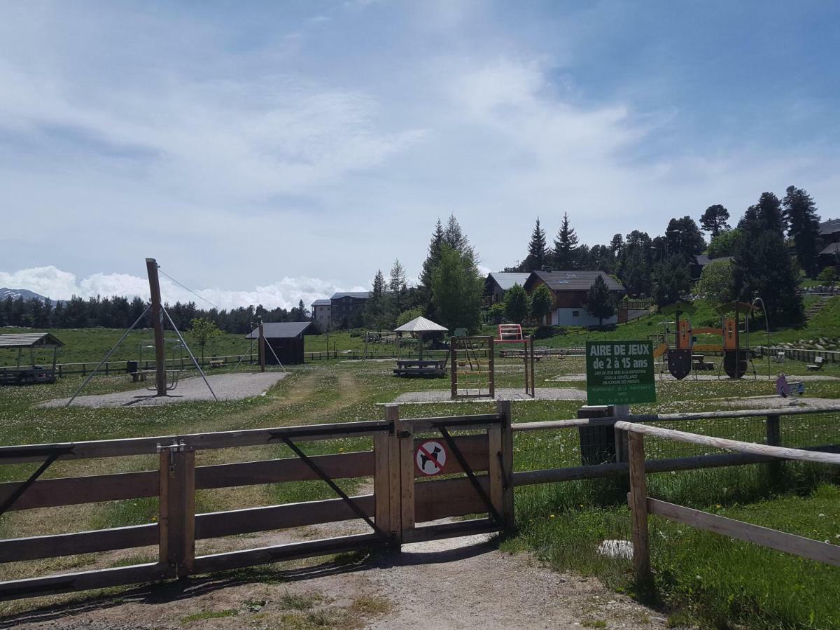 Apart T2 Pied Pistes Pyrenees 2000 Recemment Renove Wifi Bolquere Pyrenees 2000 Buitenkant foto